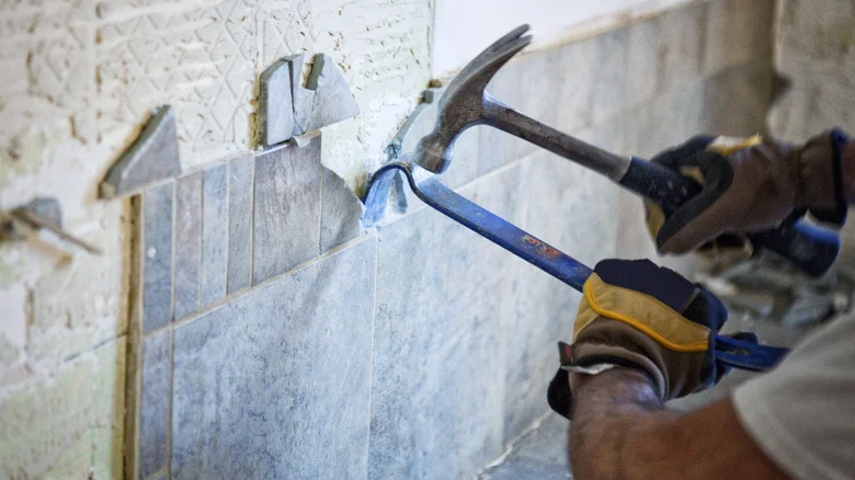 How to remove tile backsplash